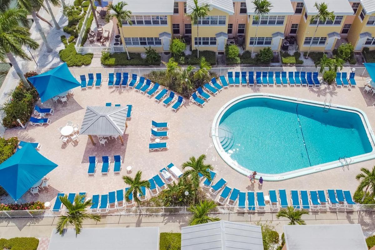 Gulf Coast Gem Private Condo - 2Bed, 1Bath, Sleeps 6, Across The Street From Beach & Gulf, Game Room, Pool Clearwater Beach Exterior foto